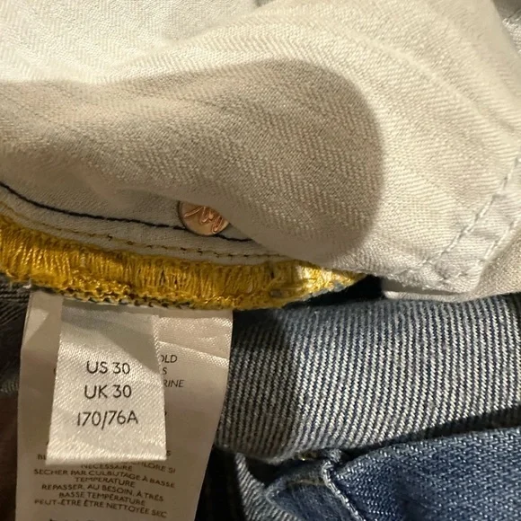 We the Free Distressed Jeans for Women - Picture 15 of 15